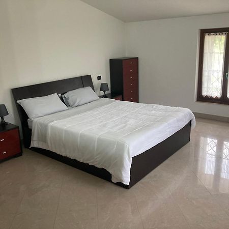 Ca' Vanello Borgo Tossignano Buitenkant foto