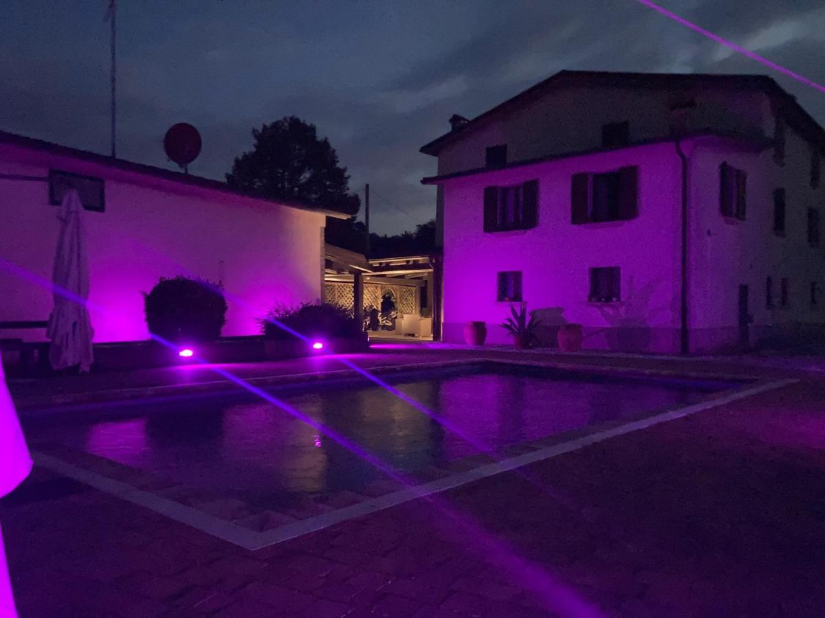 Ca' Vanello Borgo Tossignano Buitenkant foto