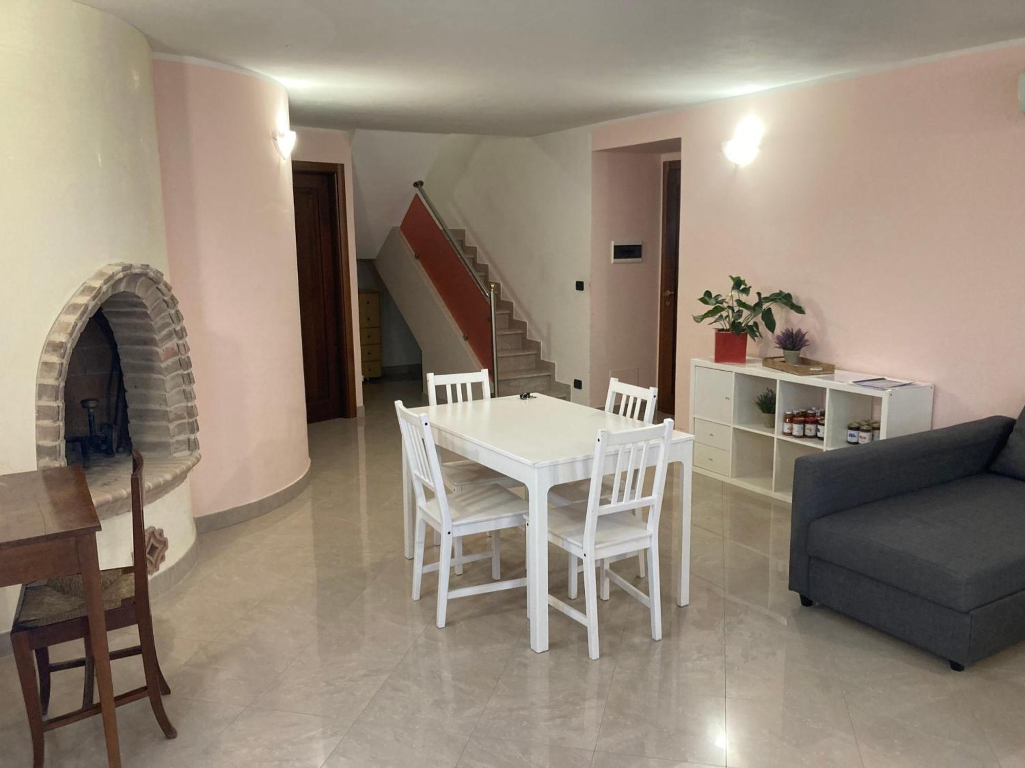 Ca' Vanello Borgo Tossignano Buitenkant foto