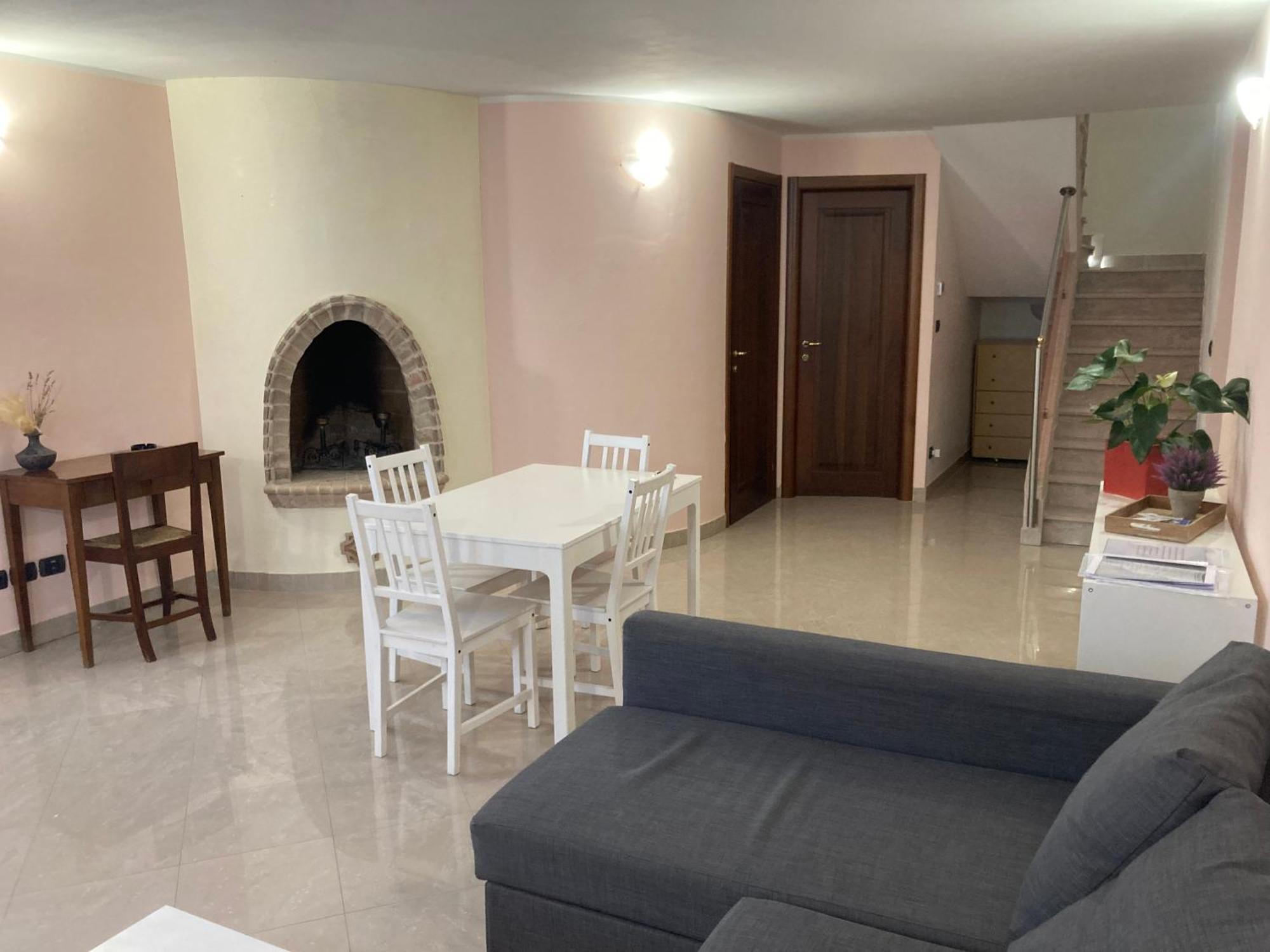 Ca' Vanello Borgo Tossignano Buitenkant foto