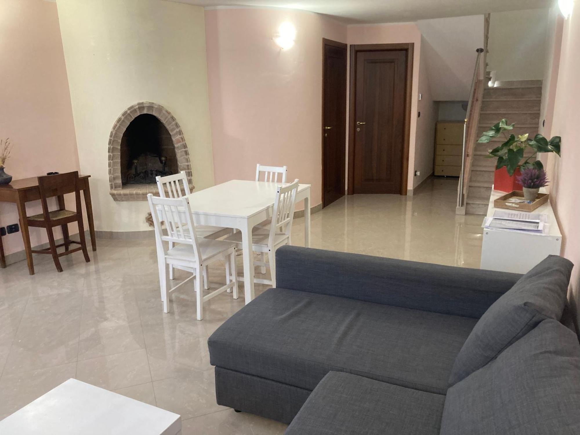 Ca' Vanello Borgo Tossignano Buitenkant foto