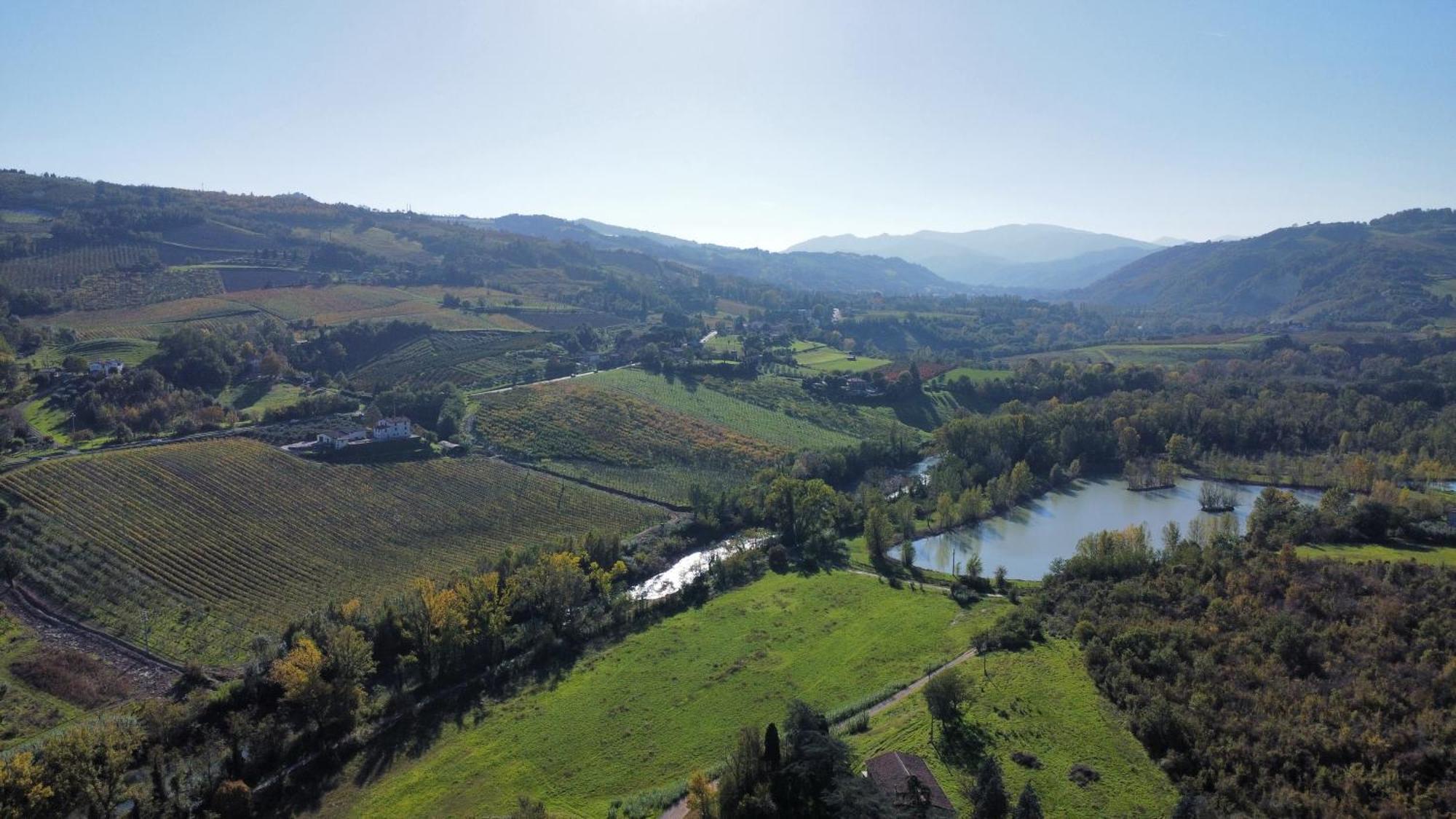Ca' Vanello Borgo Tossignano Buitenkant foto