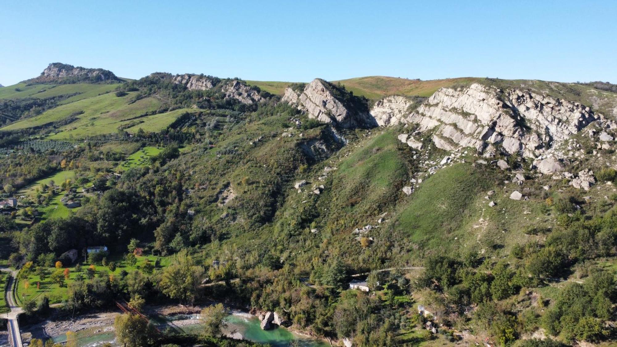 Ca' Vanello Borgo Tossignano Buitenkant foto